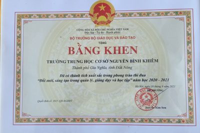 THÀNH TÍCH CỦA THẦY TRÒ TRƯỜNG THCS NGUYỄN BỈNH KHIÊM NĂM HỌC 2020-2021.